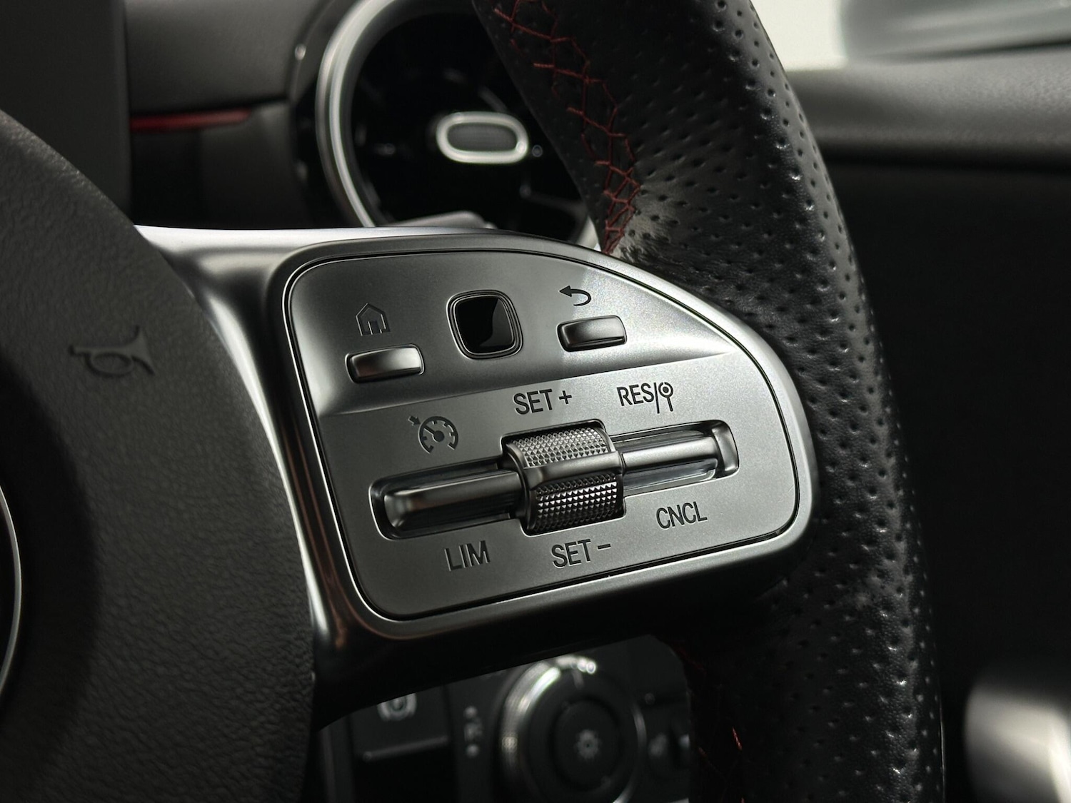 Used Mercedes-Benz A-Class 2019 for sale - 76878605: Photo 15