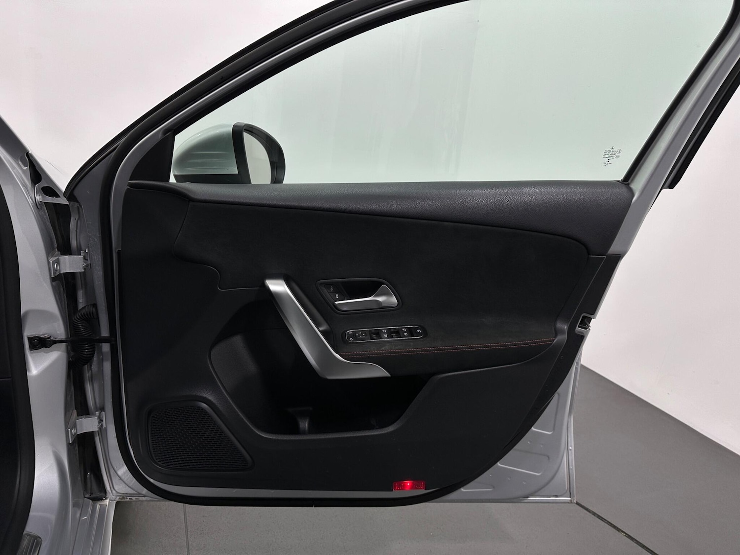 Used Mercedes-Benz A-Class 2019 for sale - 76878605: Photo 32