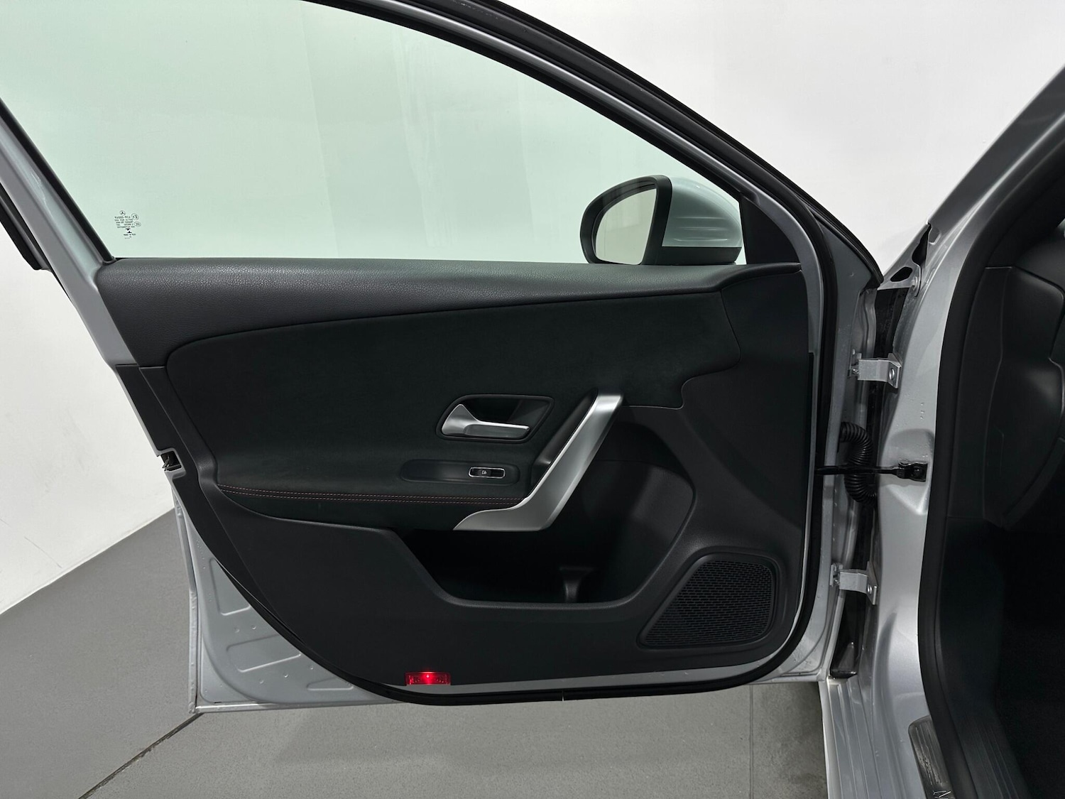 Used Mercedes-Benz A-Class 2019 for sale - 76878605: Photo 35