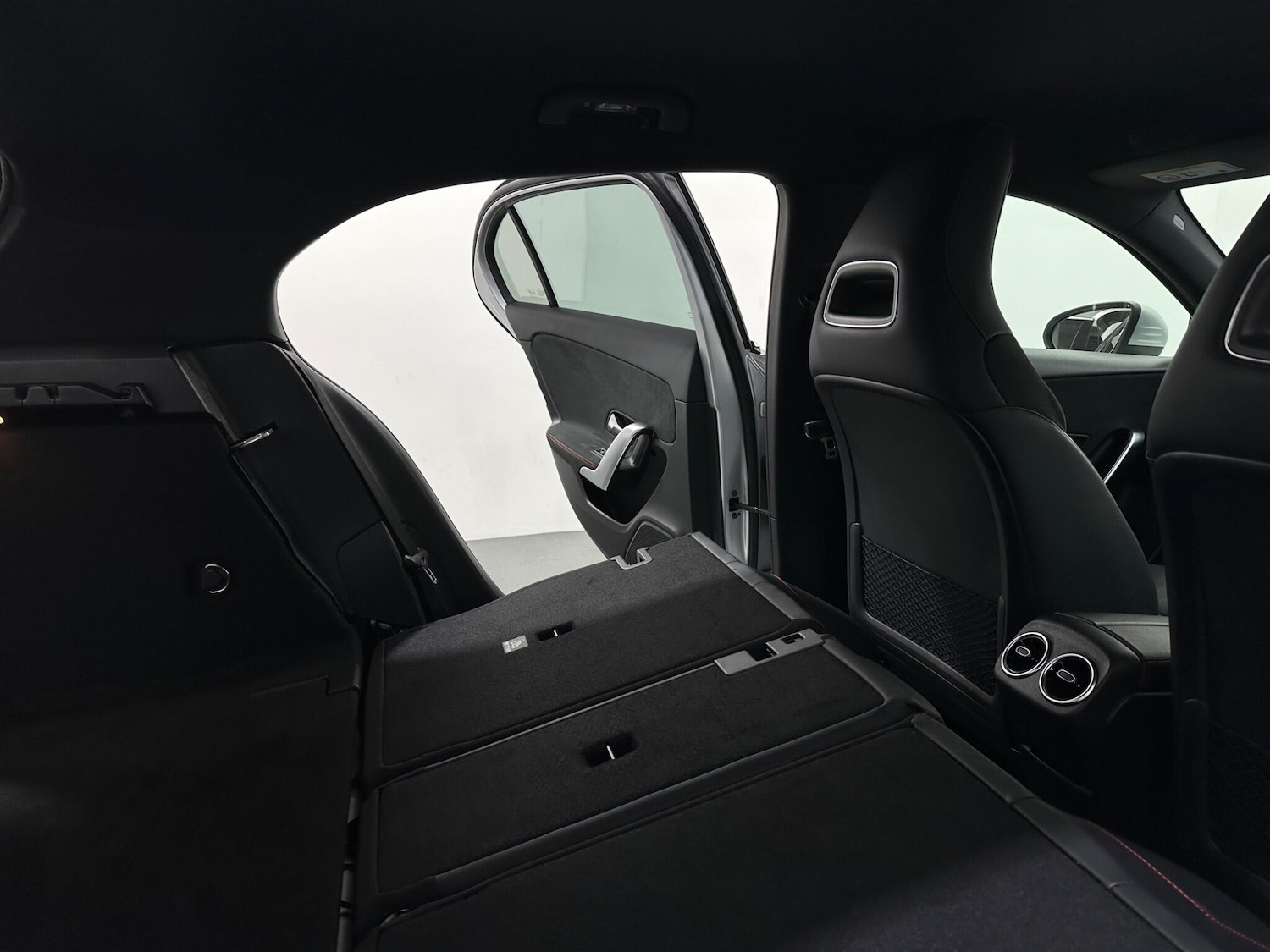 Used Mercedes-Benz A-Class 2019 for sale - 76878605: Photo 44