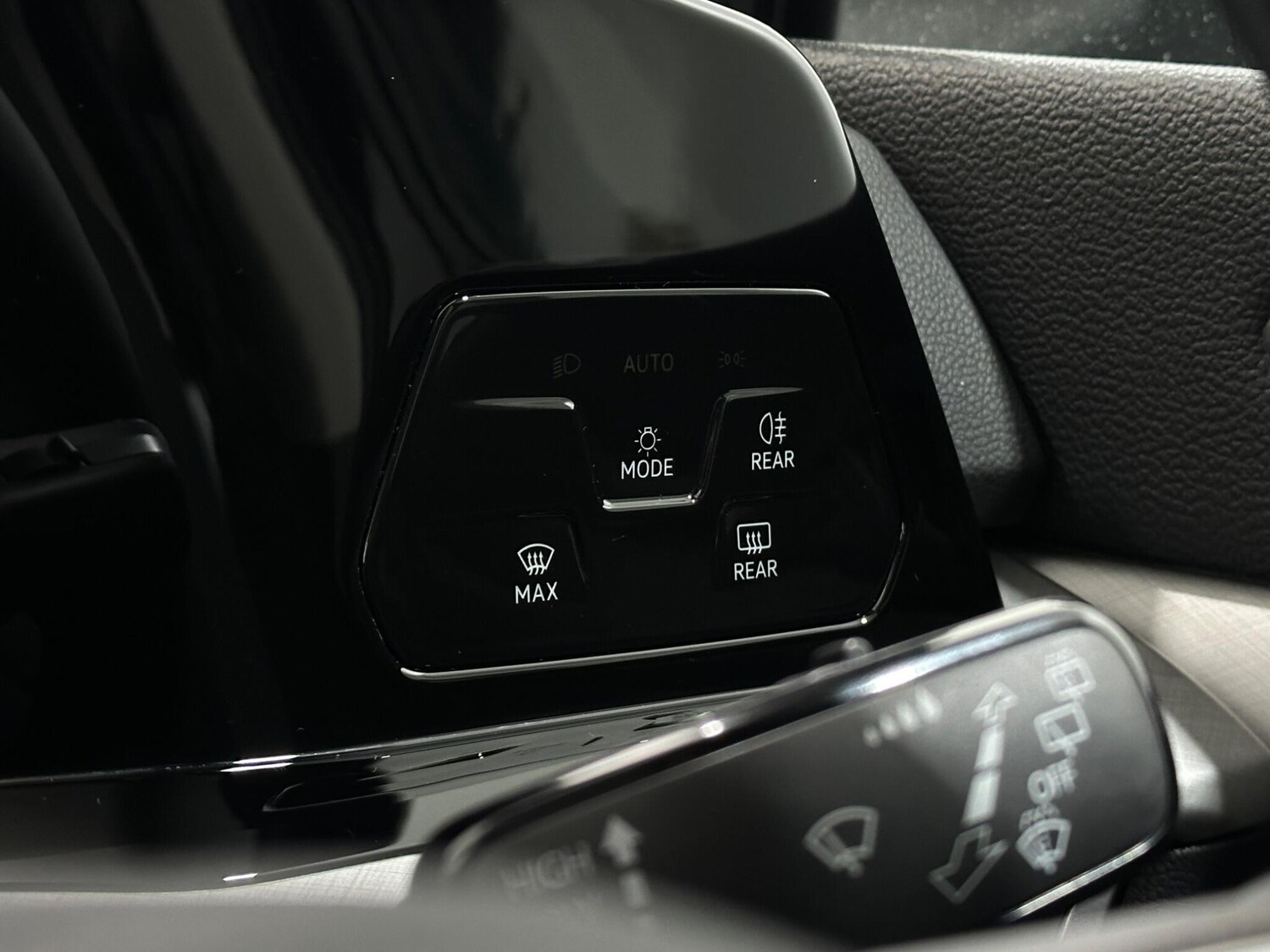 Used Volkswagen Golf for sale - 77575108: Photo 17