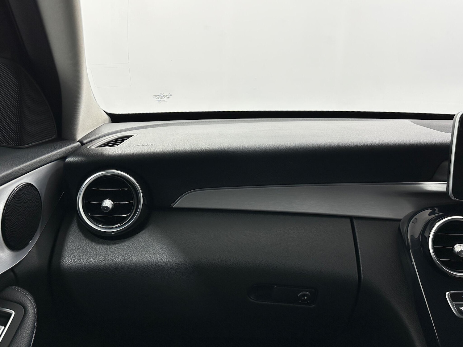 Used Mercedes-Benz C Class 2018 for sale - 77267305: Photo 29