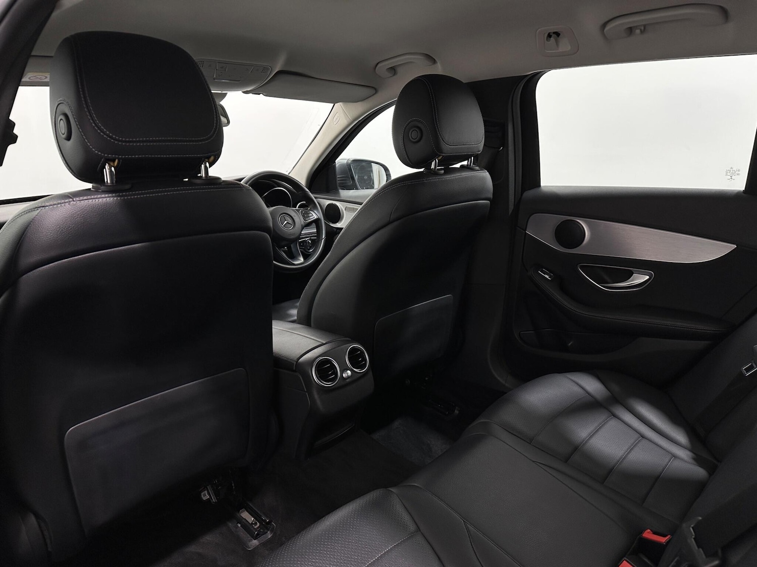 Used Mercedes-Benz C Class 2018 for sale - 77267305: Photo 38