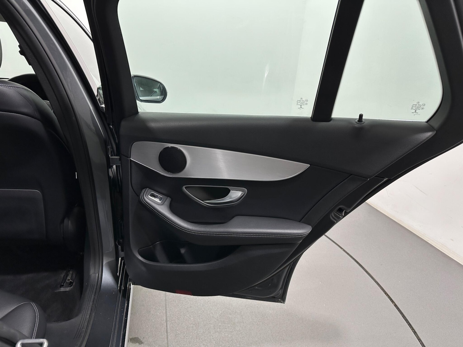 Used Mercedes-Benz C Class 2018 for sale - 77267305: Photo 43