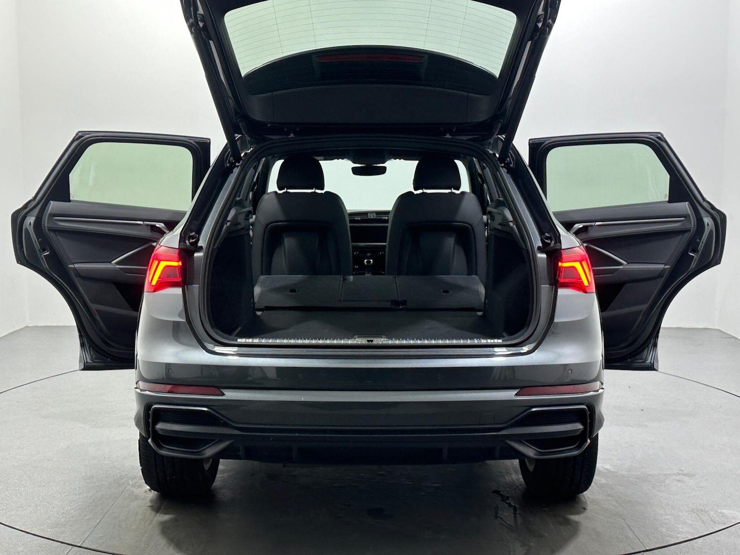 Used Audi Q3 2020 for sale - 76878968: Photo 42