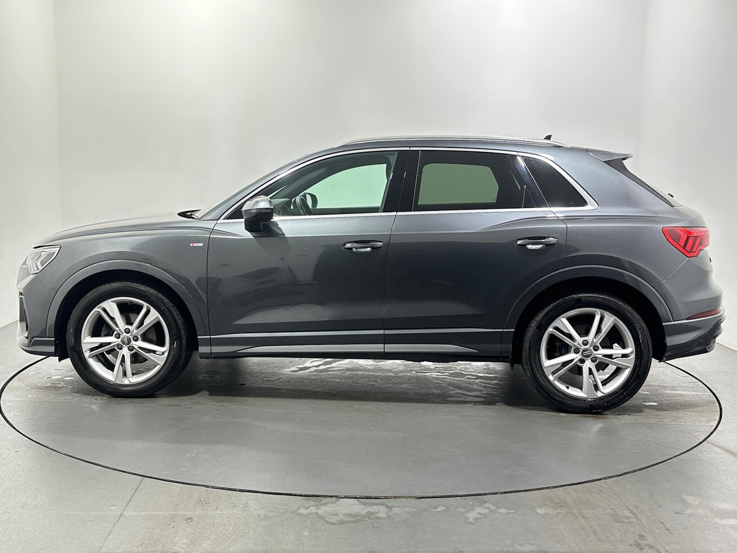Used Audi Q3 2020 for sale - 76878968: Photo 5