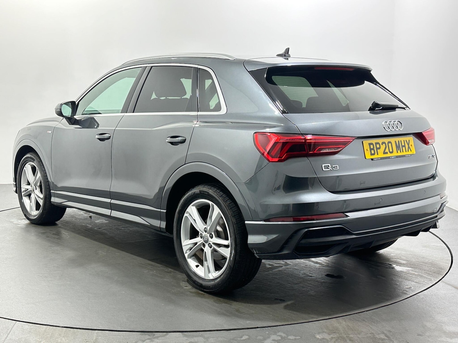 Used Audi Q3 2020 for sale - 76878968: Photo 6