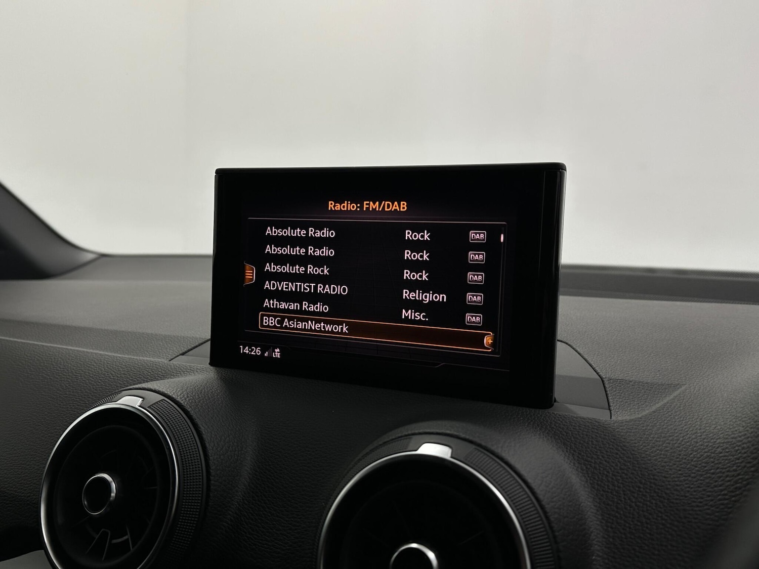 Used Audi Q2 for sale - 78141469: Photo 25