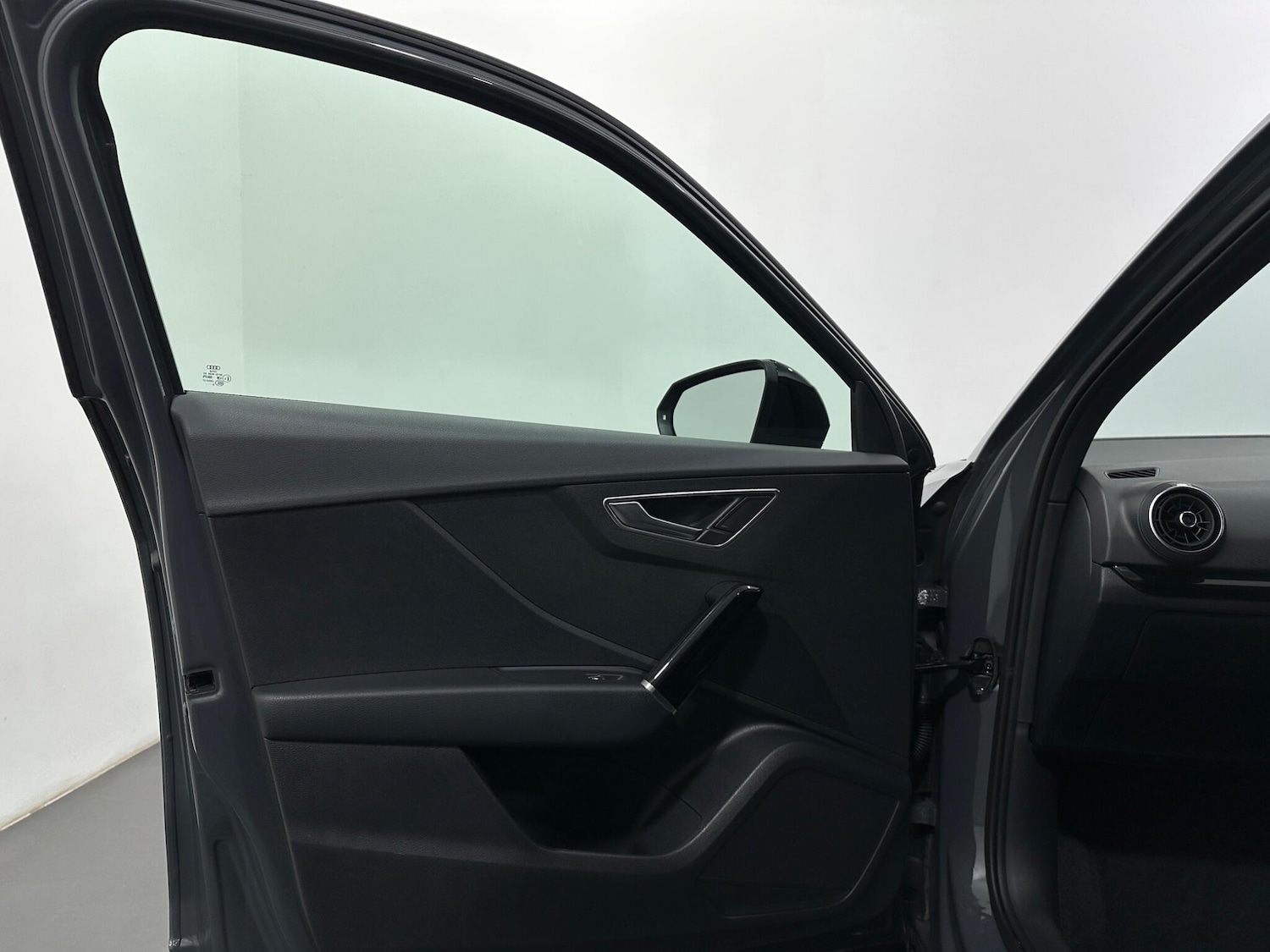 Used Audi Q2 for sale - 78141469: Photo 37