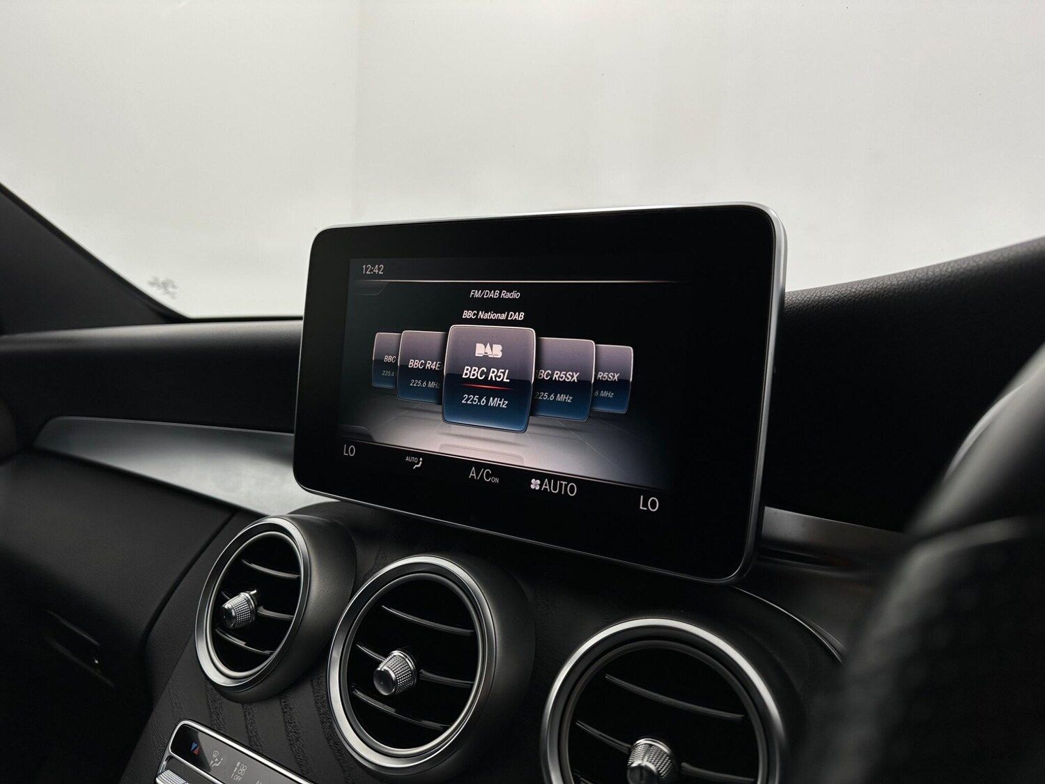 Used Mercedes-Benz C Class 2017 for sale - 78019682: Photo 27