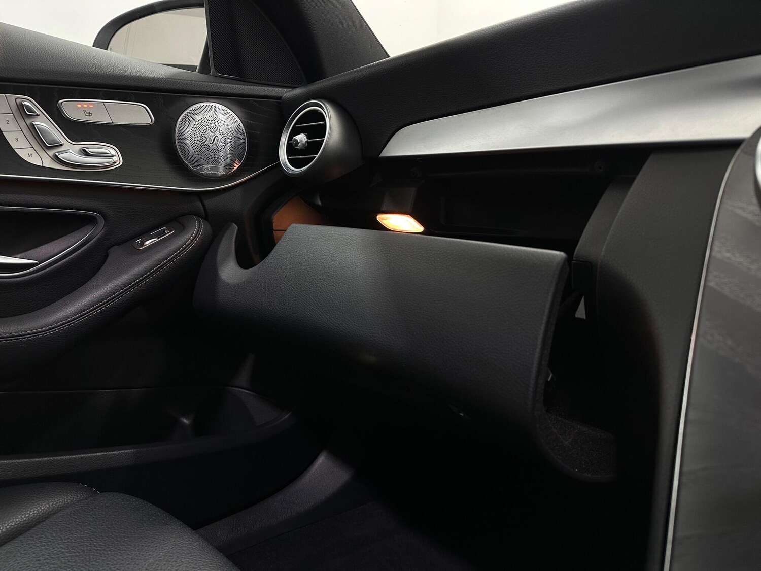 Used Mercedes-Benz C Class 2017 for sale - 78019682: Photo 29