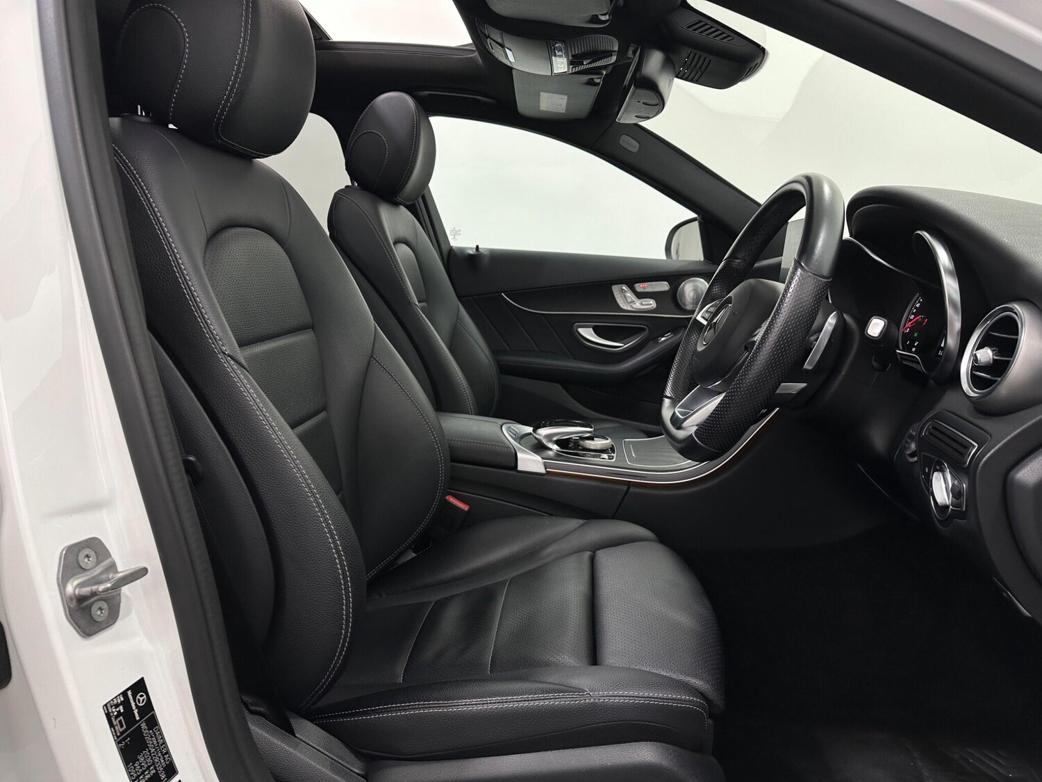 Used Mercedes-Benz C Class 2017 for sale - 78019682: Photo 32