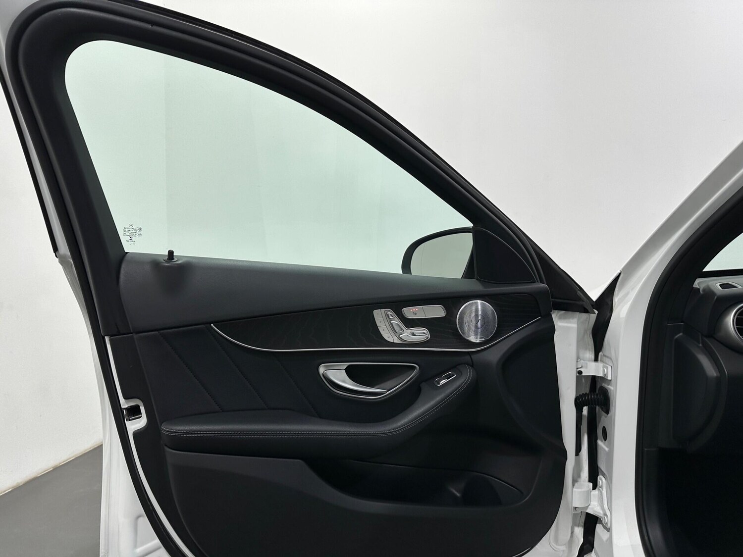 Used Mercedes-Benz C Class 2017 for sale - 78019682: Photo 39