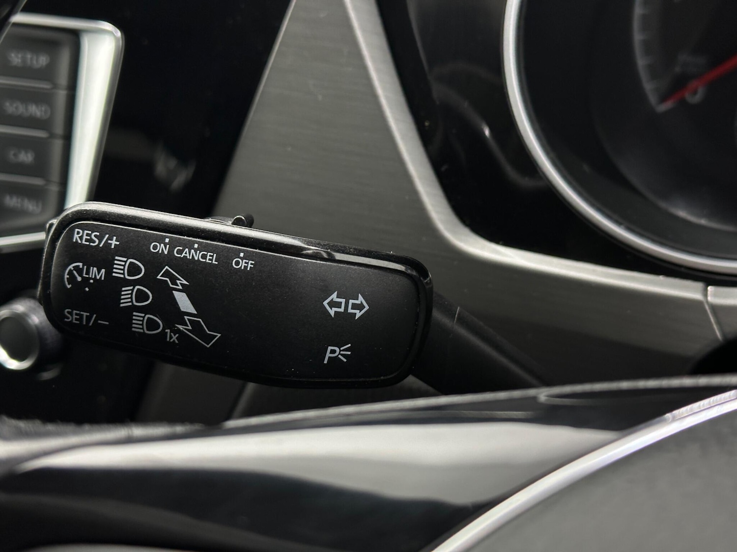 Used Volkswagen Touran 2017 for sale - 76878972: Photo 12