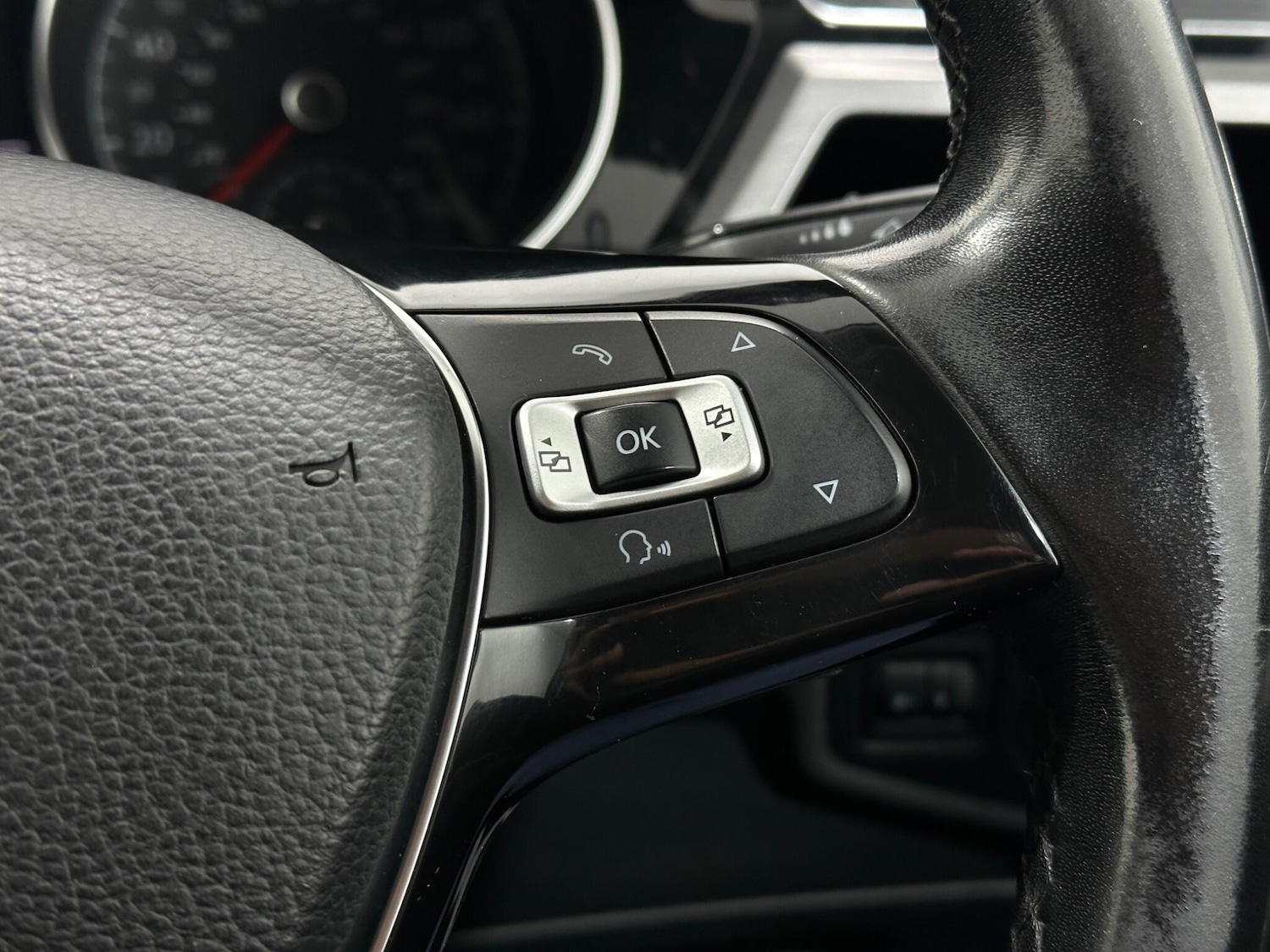 Used Volkswagen Touran 2017 for sale - 76878972: Photo 14