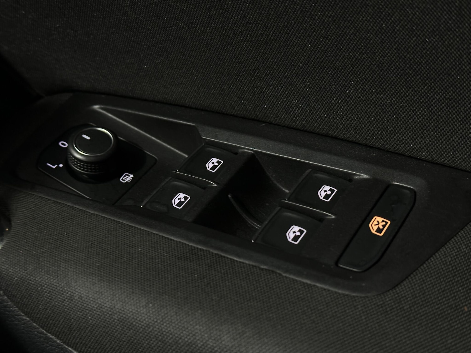 Used Volkswagen Touran 2017 for sale - 76878972: Photo 17