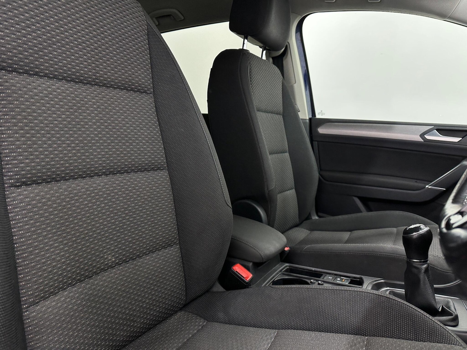 Used Volkswagen Touran 2017 for sale - 76878972: Photo 30