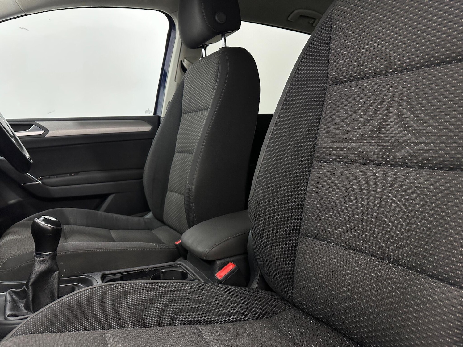 Used Volkswagen Touran 2017 for sale - 76878972: Photo 34