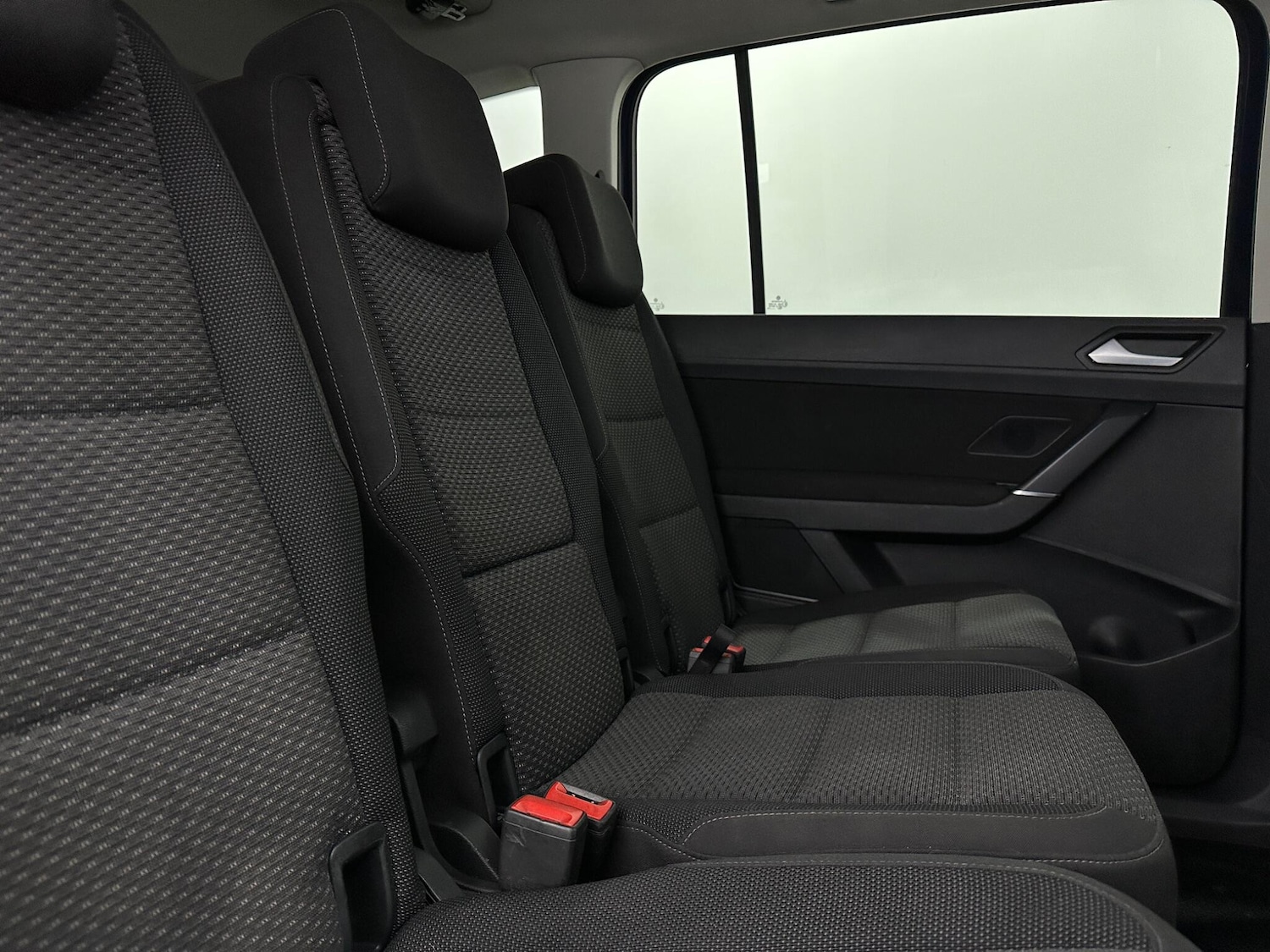 Used Volkswagen Touran 2017 for sale - 76878972: Photo 41