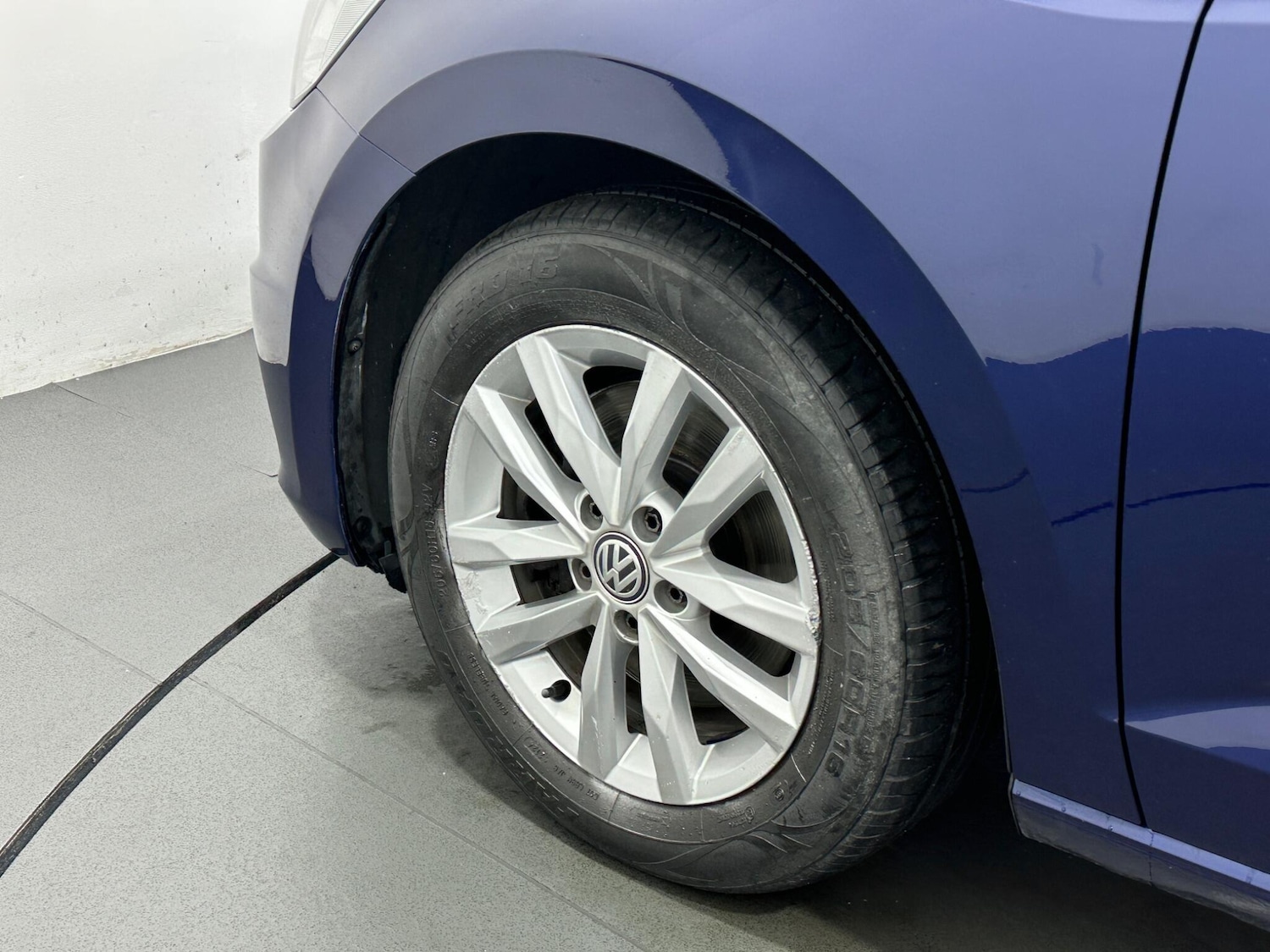 Used Volkswagen Touran 2017 for sale - 76878972: Photo 51