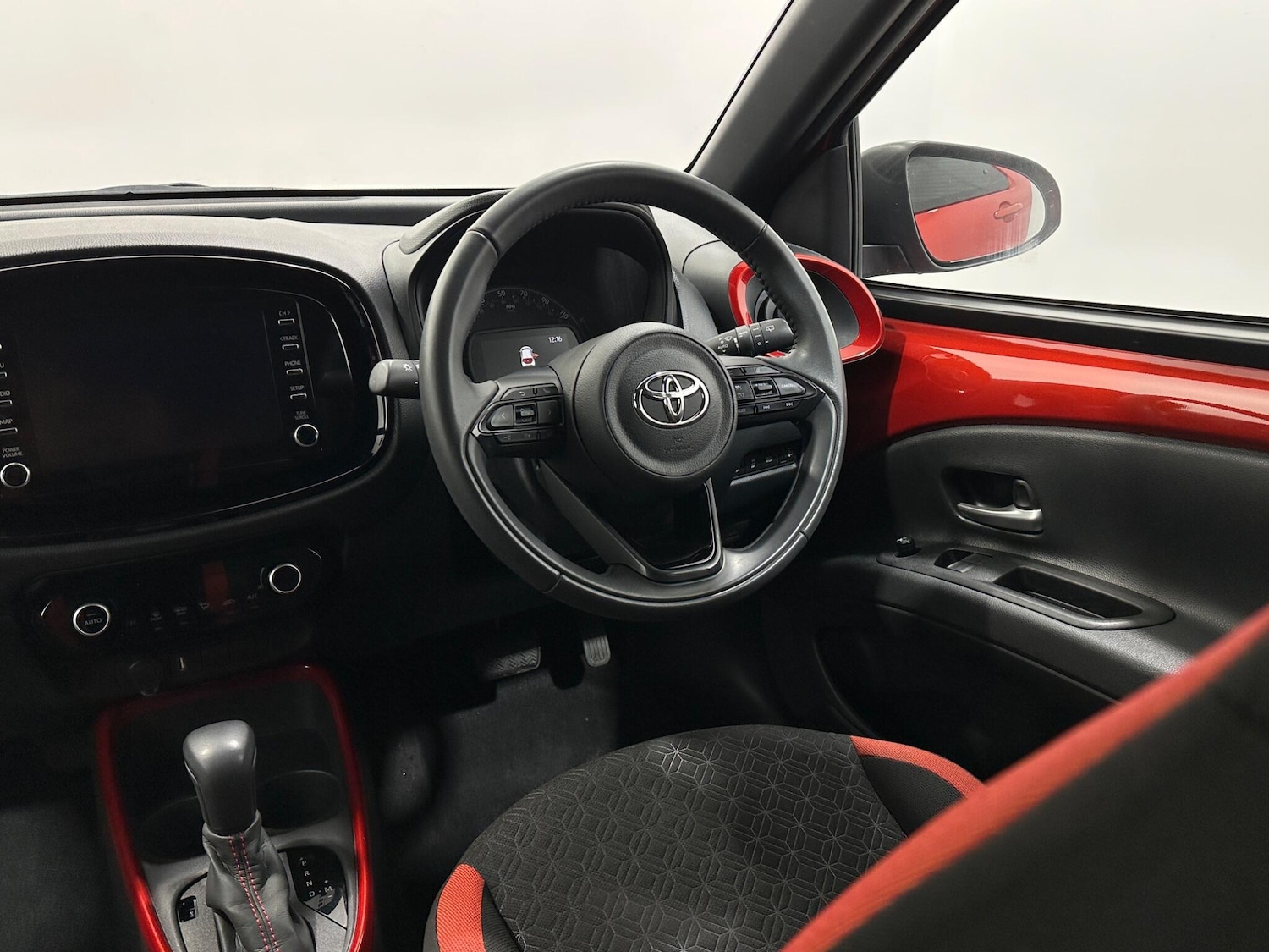 Used Toyota Aygo X 2023 for sale - 76878824: Photo 11