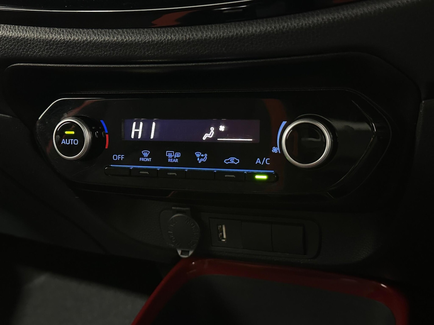 Used Toyota Aygo X 2023 for sale - 76878824: Photo 19