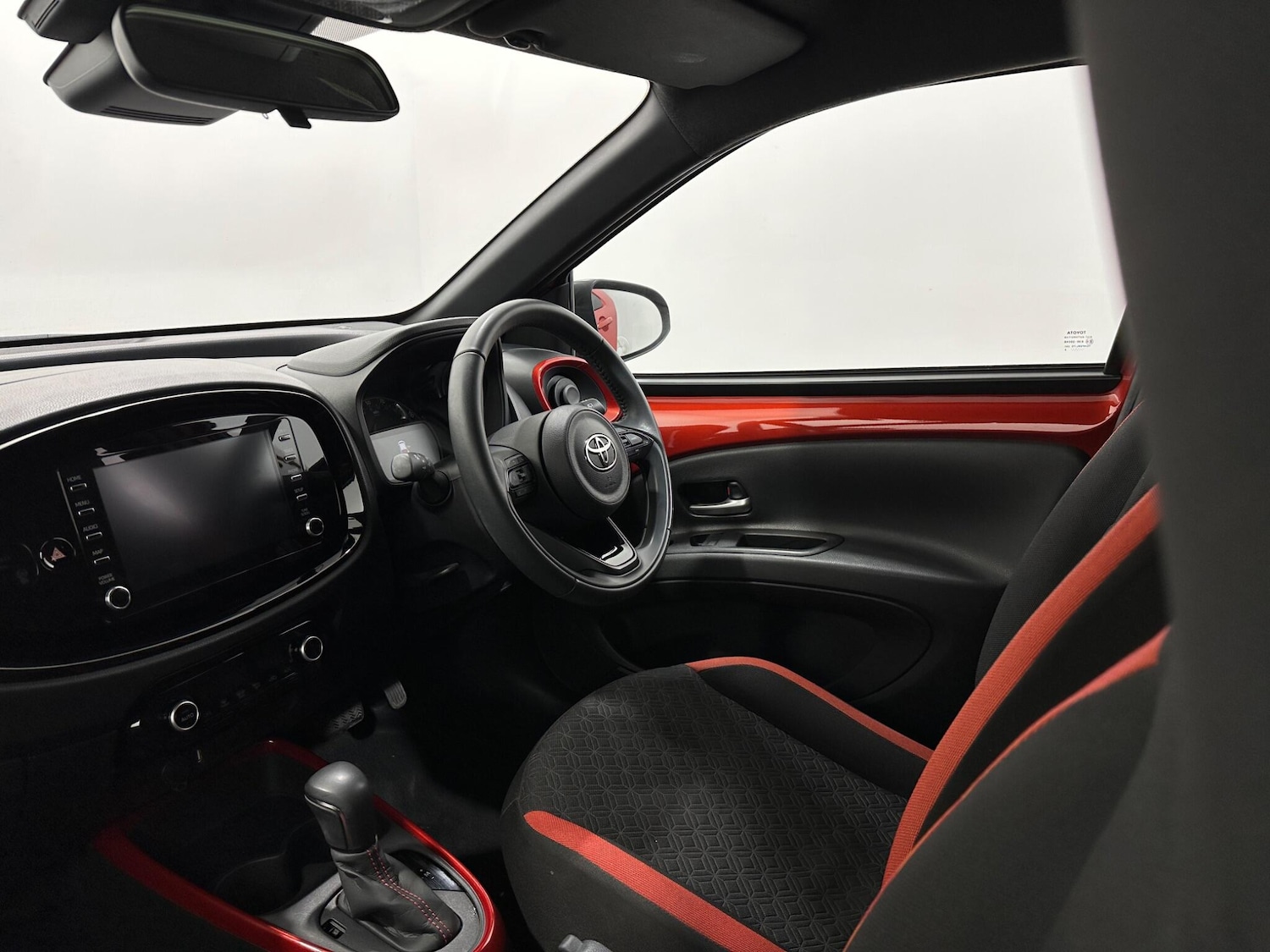 Used Toyota Aygo X 2023 for sale - 76878824: Photo 24