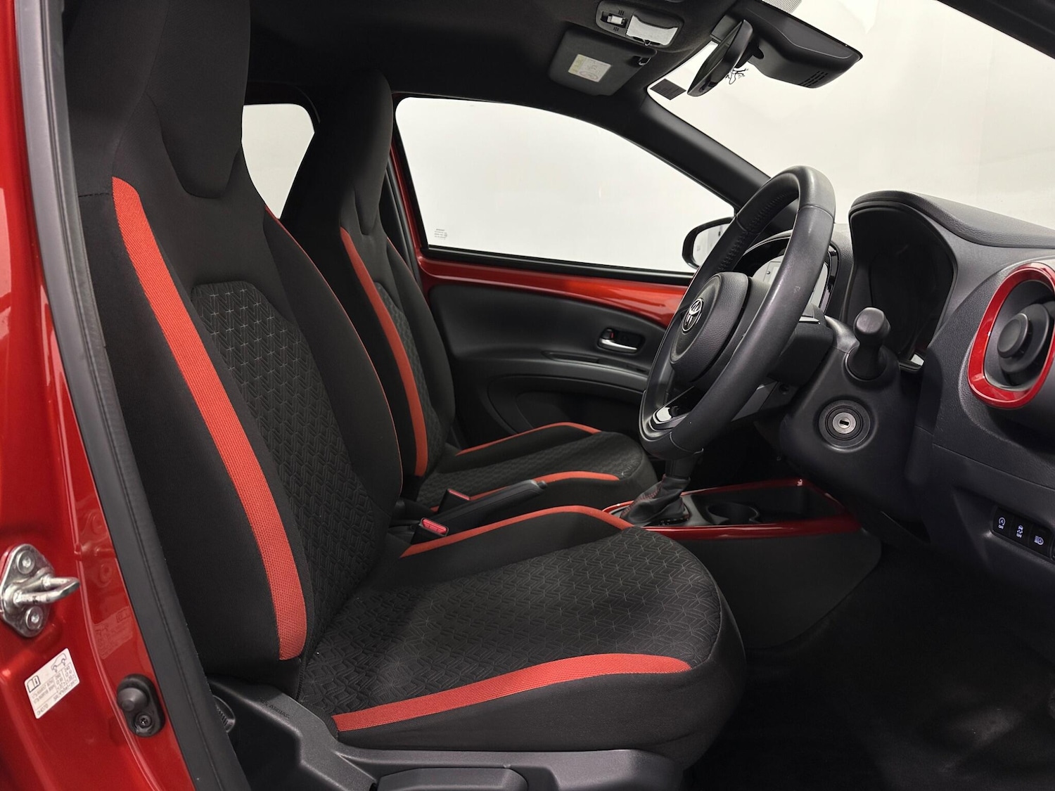 Used Toyota Aygo X 2023 for sale - 76878824: Photo 25