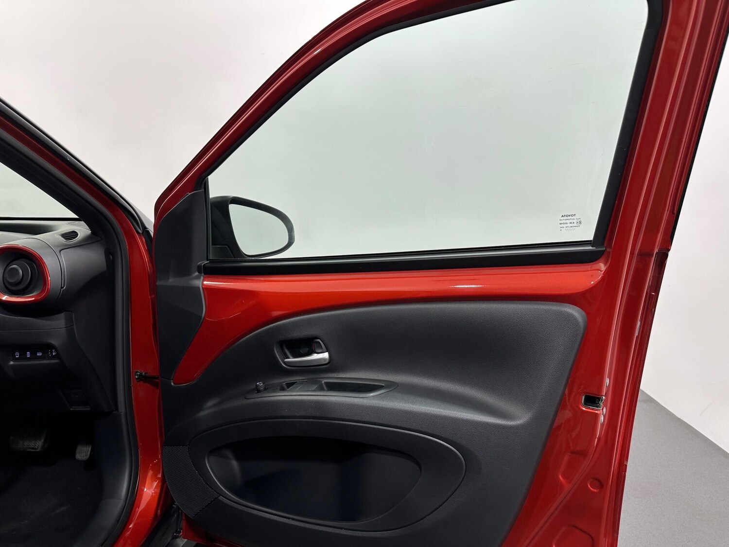 Used Toyota Aygo X 2023 for sale - 76878824: Photo 28