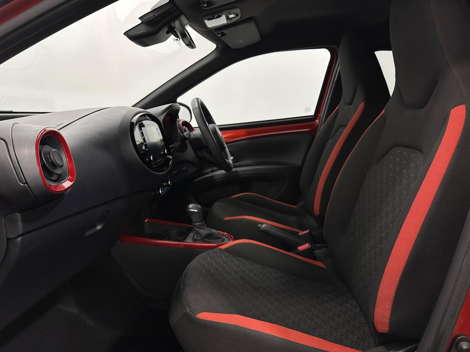 Used Toyota Aygo X 2023 for sale - 76878824: Photo 29