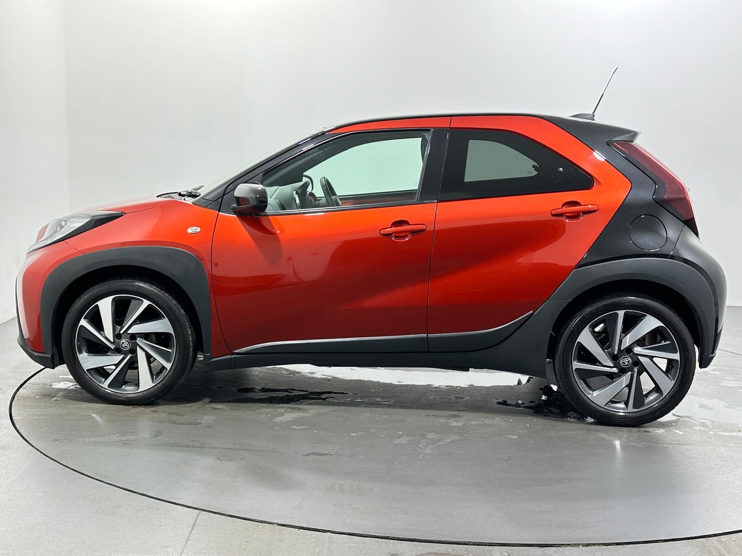 Used Toyota Aygo X 2023 for sale - 76878824: Photo 5