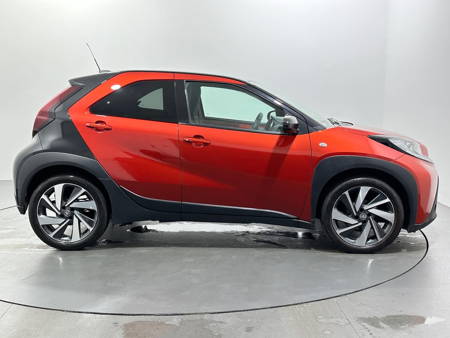 Used Toyota Aygo X 2023 for sale - 76878824: Photo 9