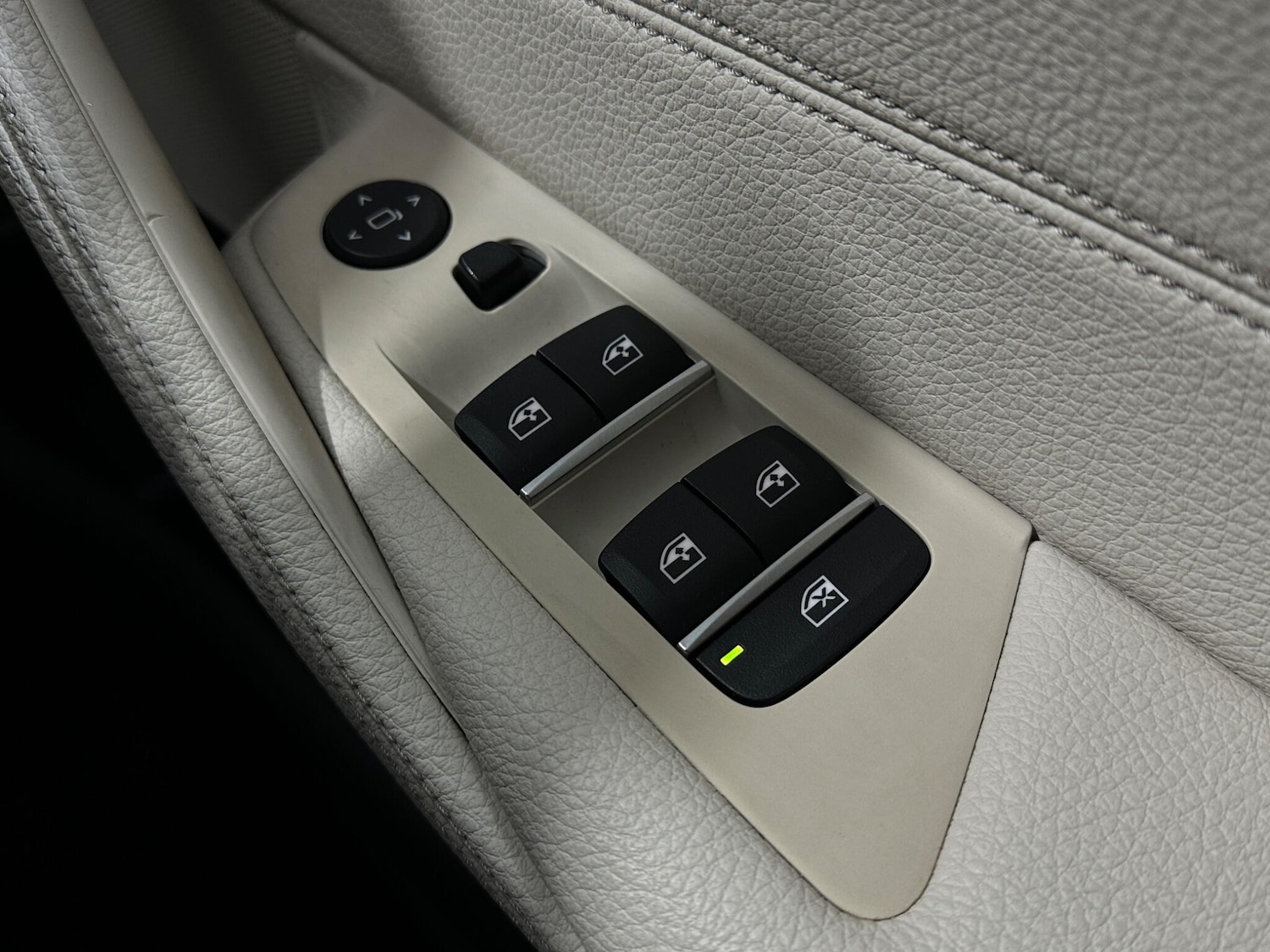 Used BMW 5 Series 2018 for sale - 76976740: Photo 18