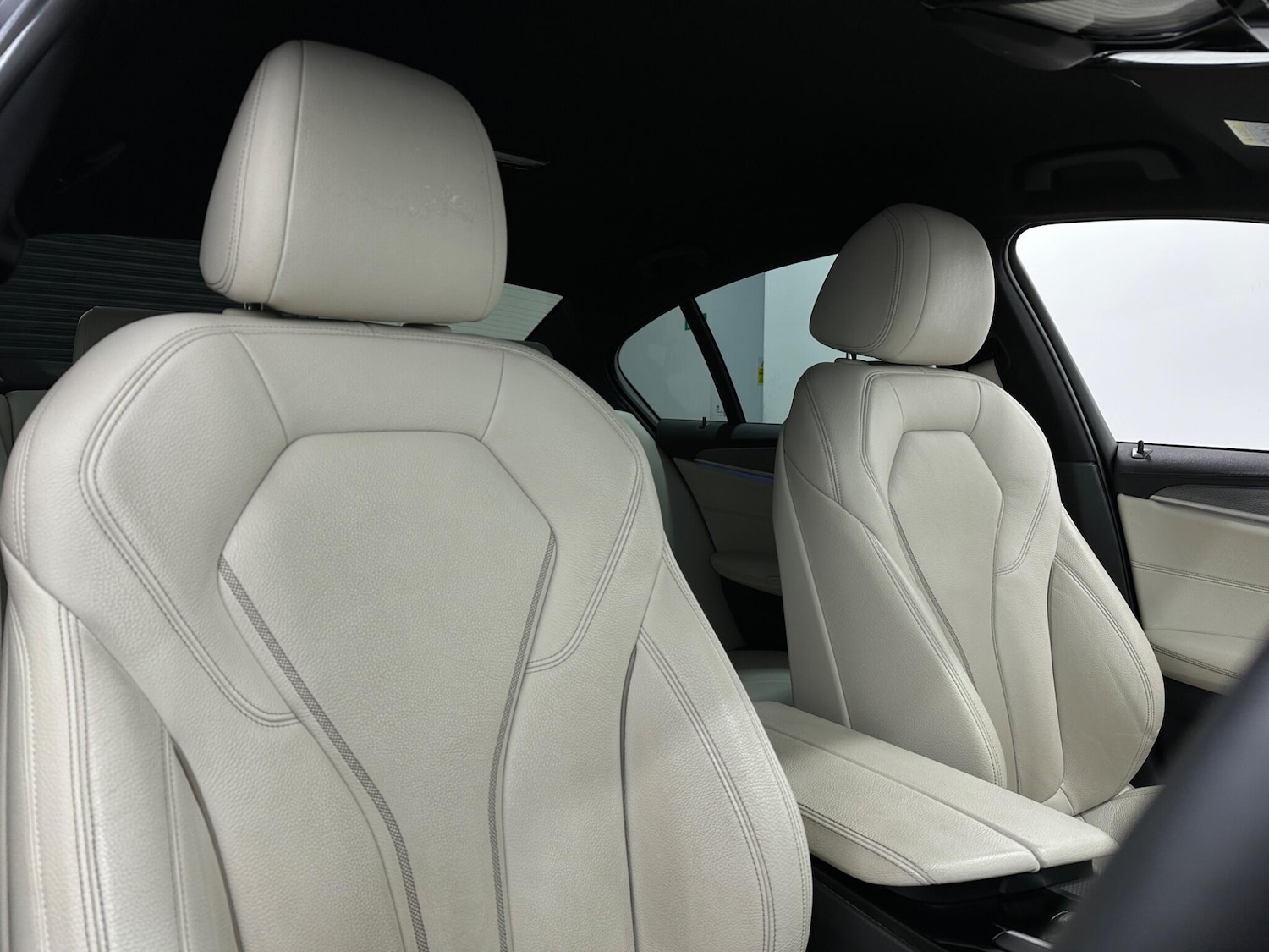 Used BMW 5 Series 2018 for sale - 76976740: Photo 32