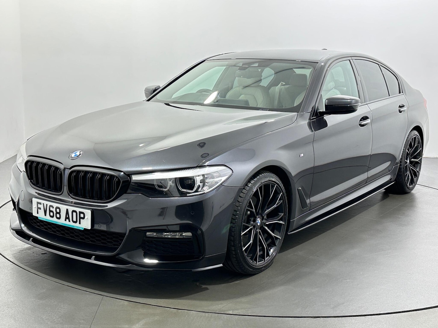 Used BMW 5 Series 2018 for sale - 76976740: Photo 4