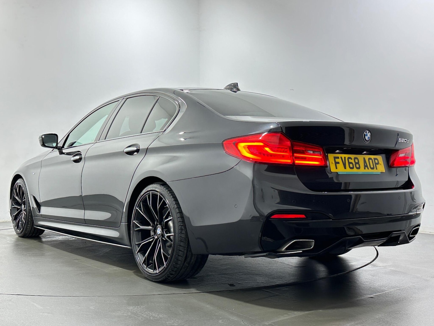 Used BMW 5 Series 2018 for sale - 76976740: Photo 47