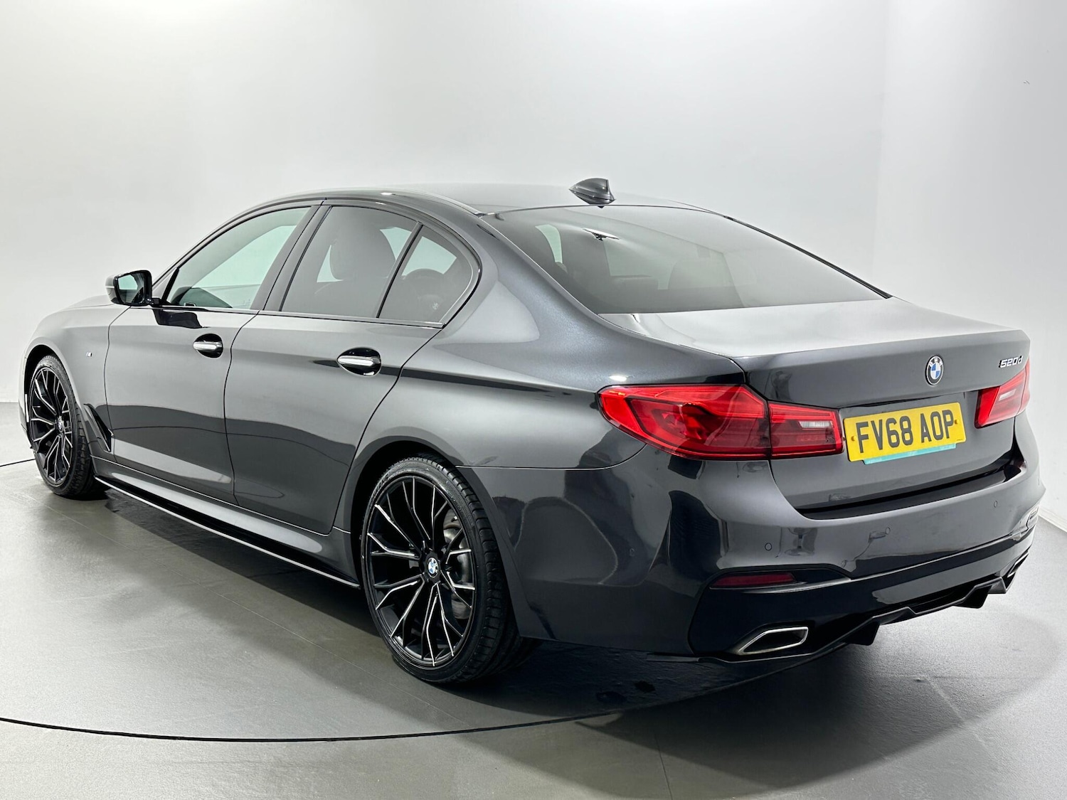 Used BMW 5 Series 2018 for sale - 76976740: Photo 6