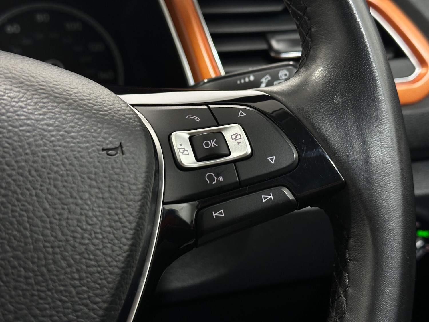 Used Volkswagen T-Roc 2018 for sale - 77230054: Photo 14