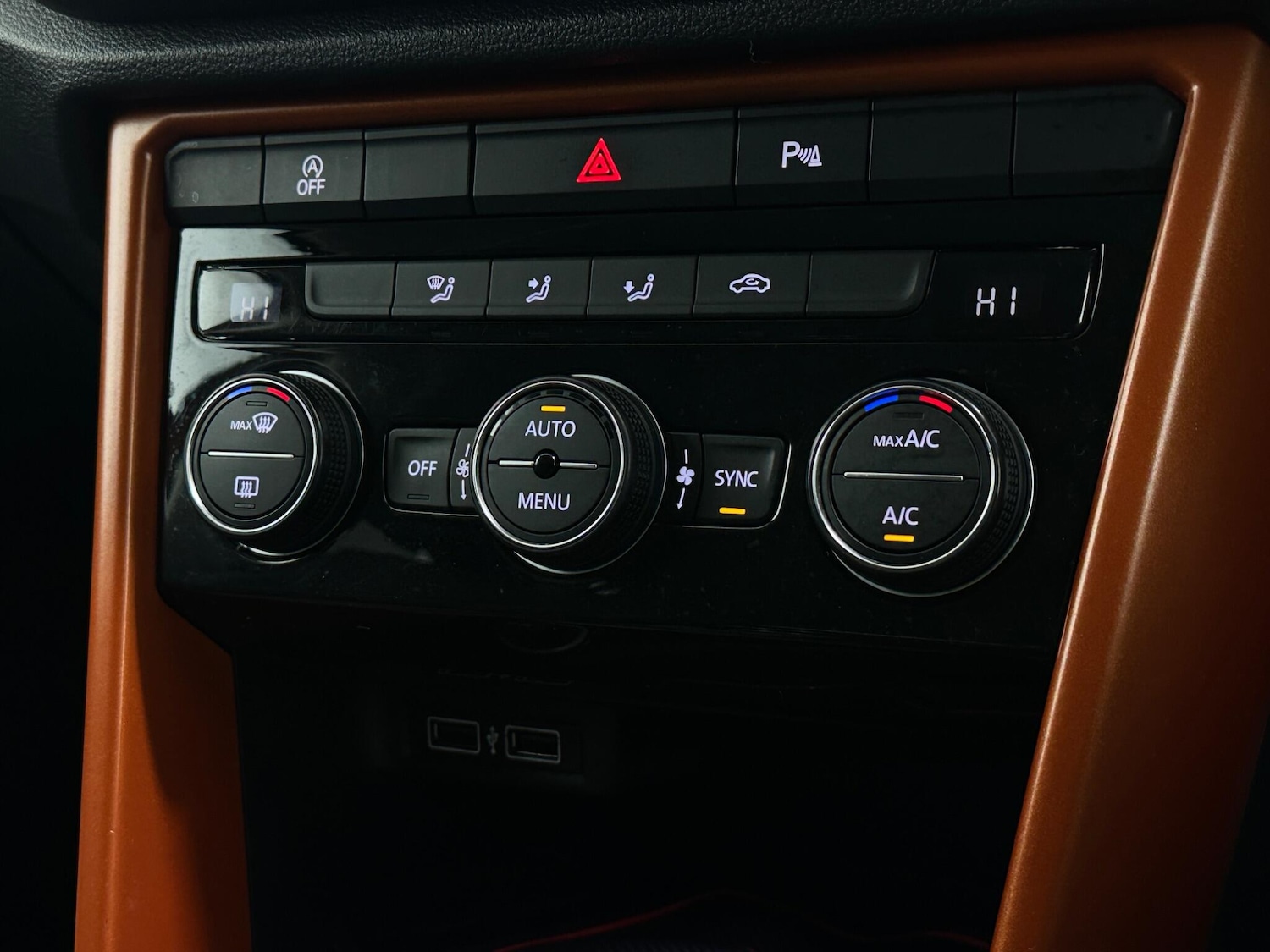 Used Volkswagen T-Roc 2018 for sale - 77230054: Photo 19