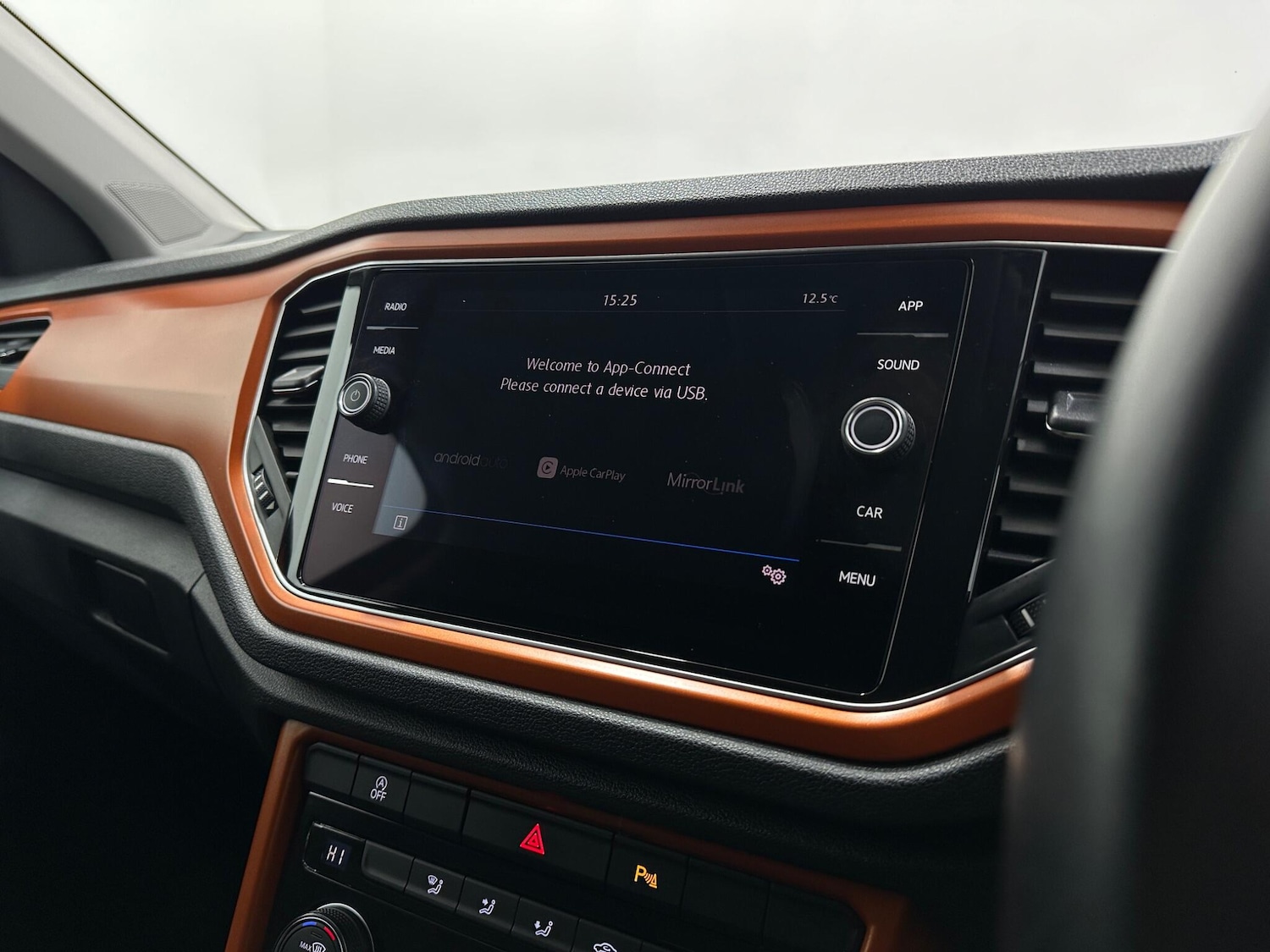 Used Volkswagen T-Roc 2018 for sale - 77230054: Photo 20