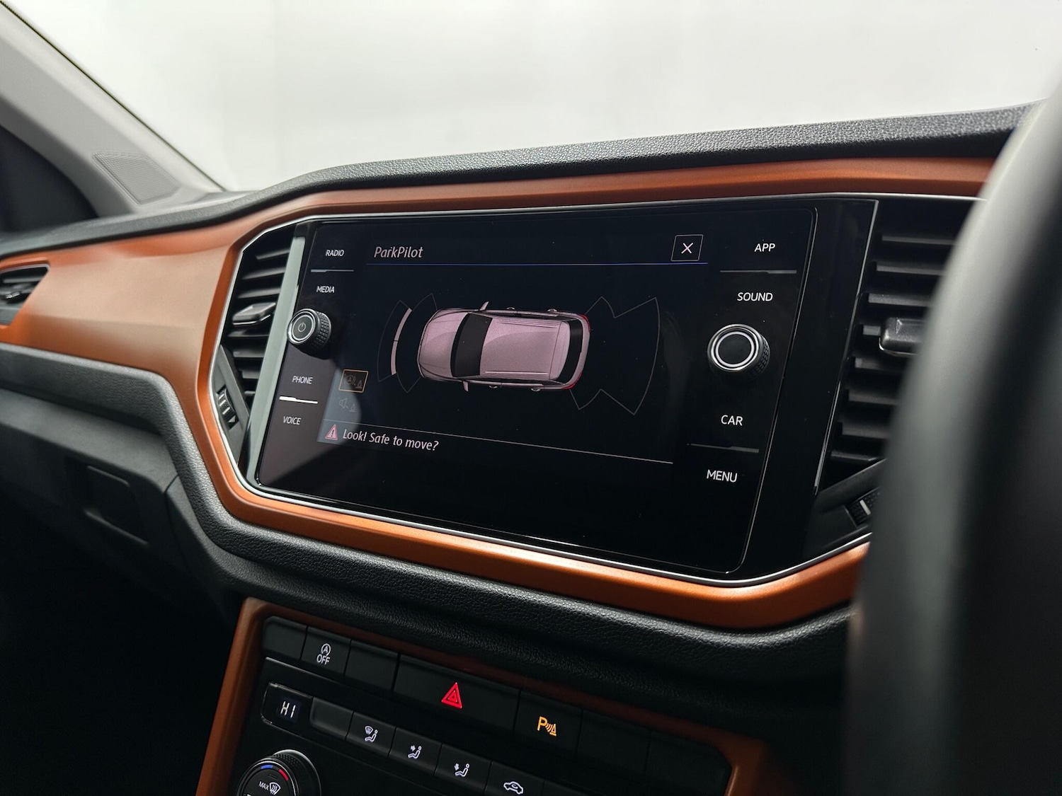 Used Volkswagen T-Roc 2018 for sale - 77230054: Photo 21