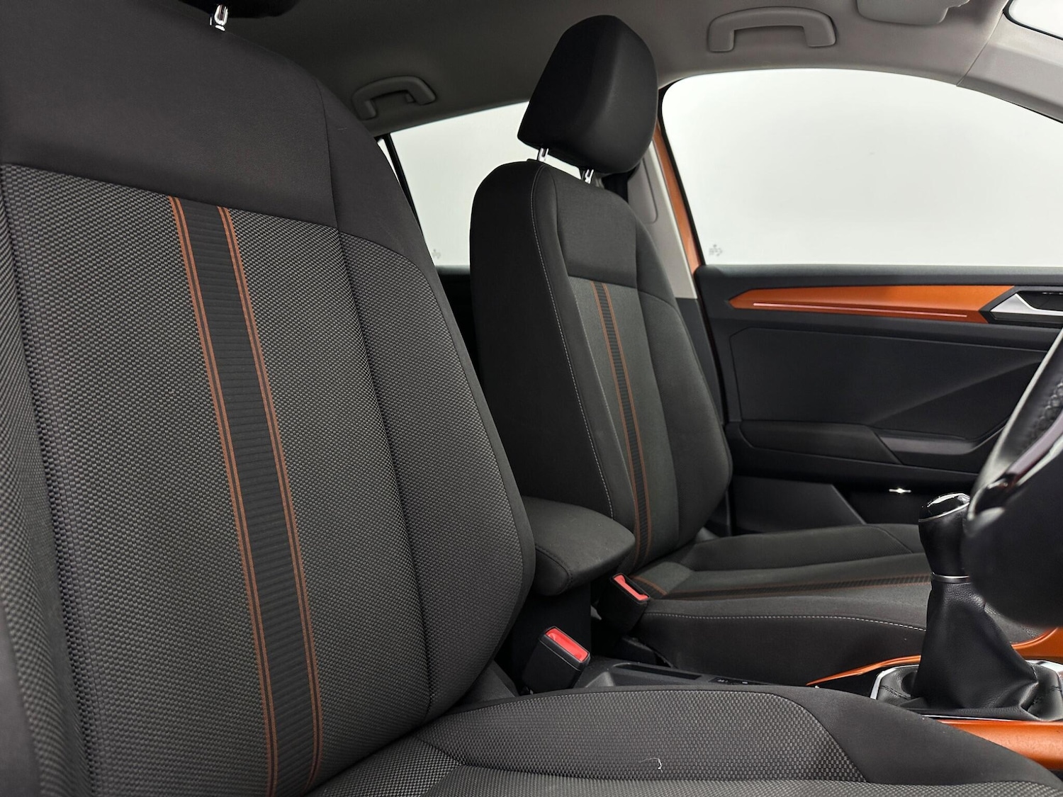 Used Volkswagen T-Roc 2018 for sale - 77230054: Photo 28