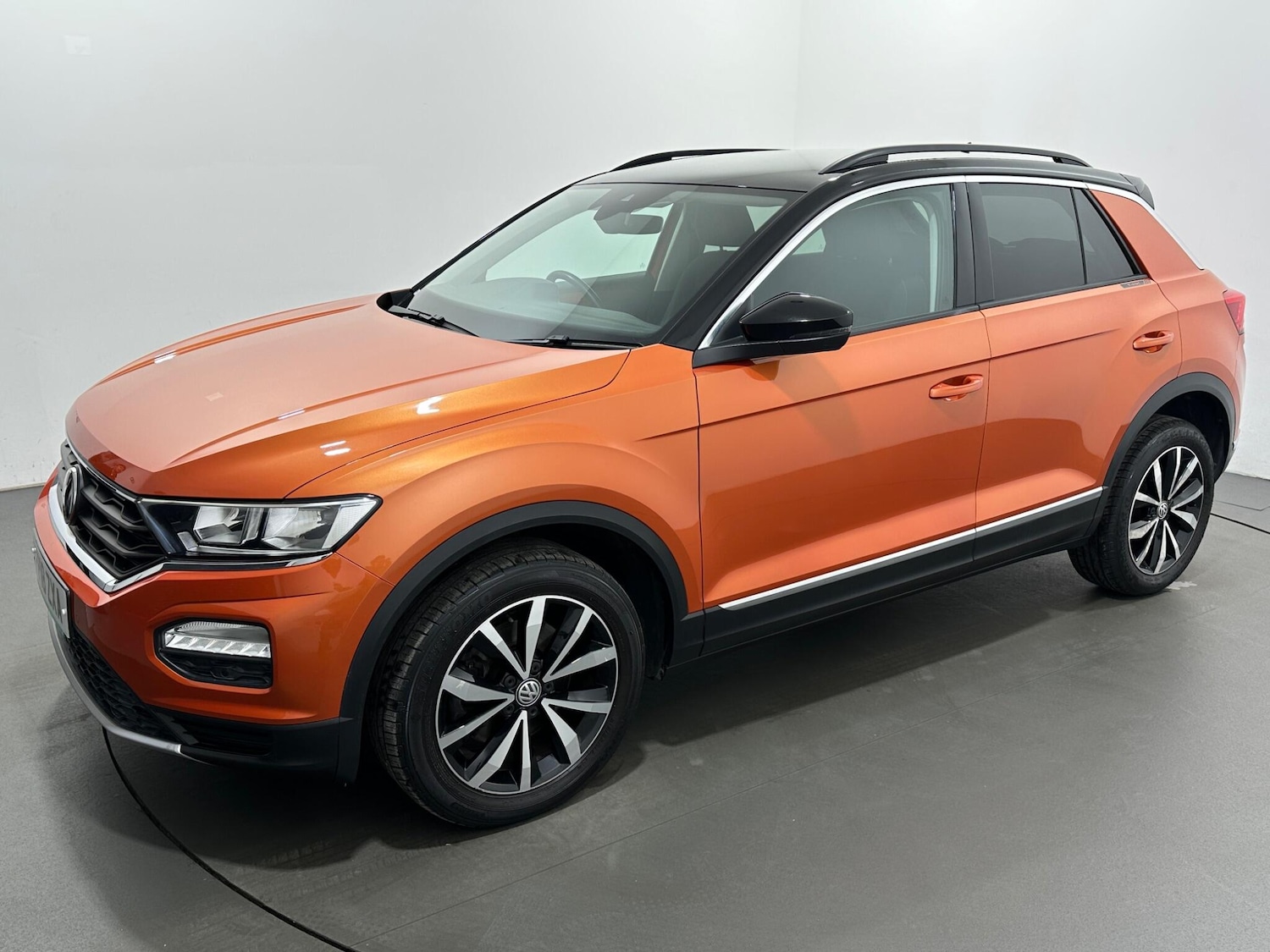 Used Volkswagen T-Roc 2018 for sale - 77230054: Photo 50