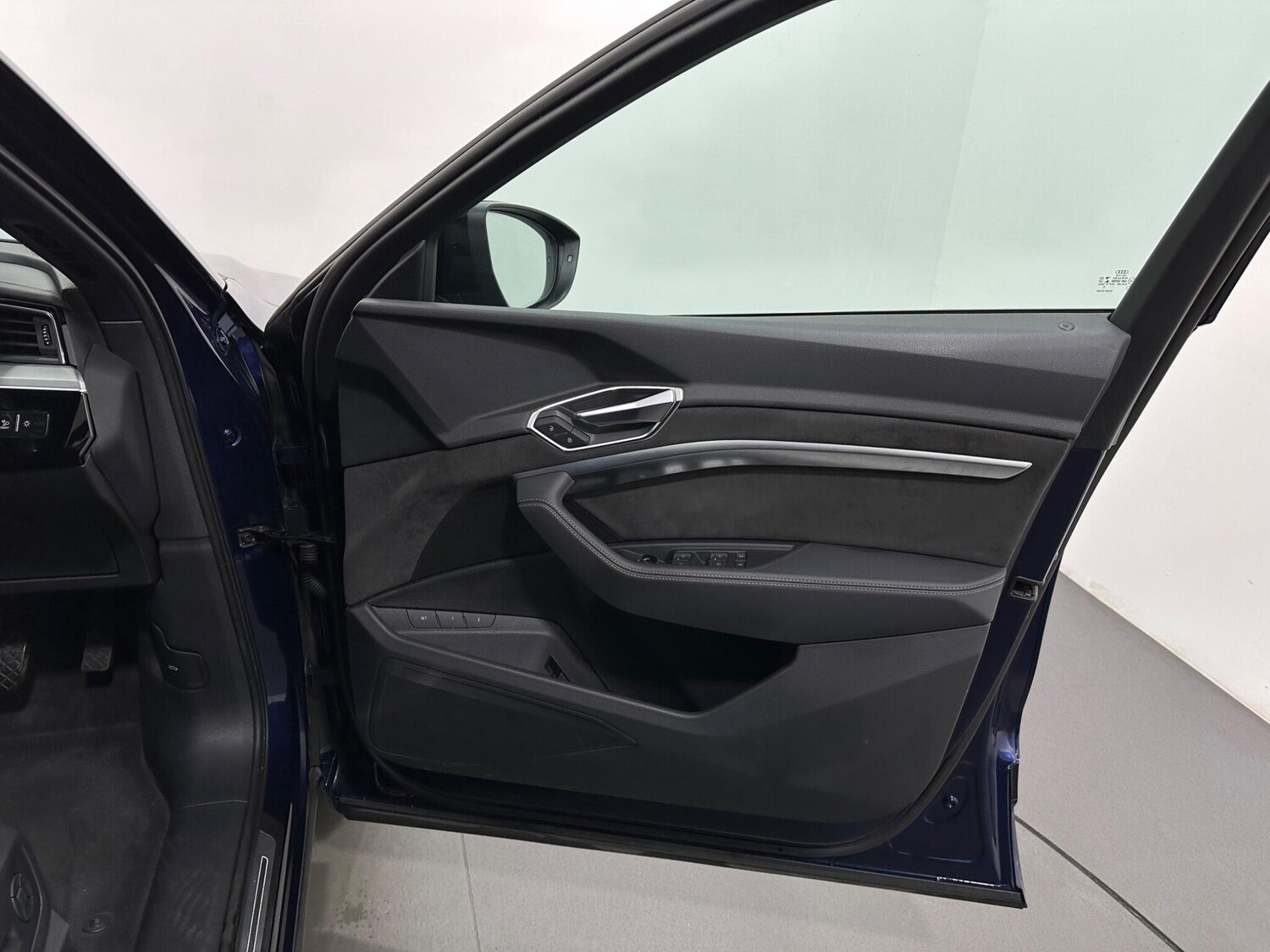 Used Audi e-tron 2021 for sale - 76878477: Photo 32