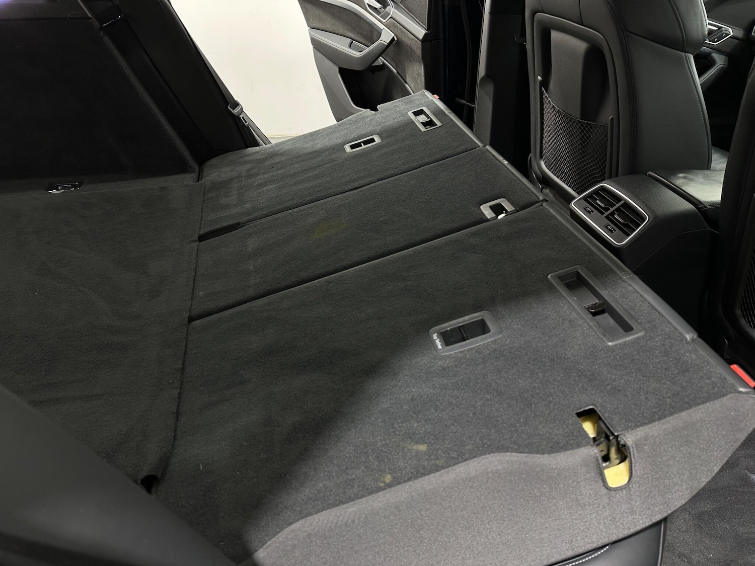 Used Audi e-tron 2021 for sale - 76878477: Photo 46