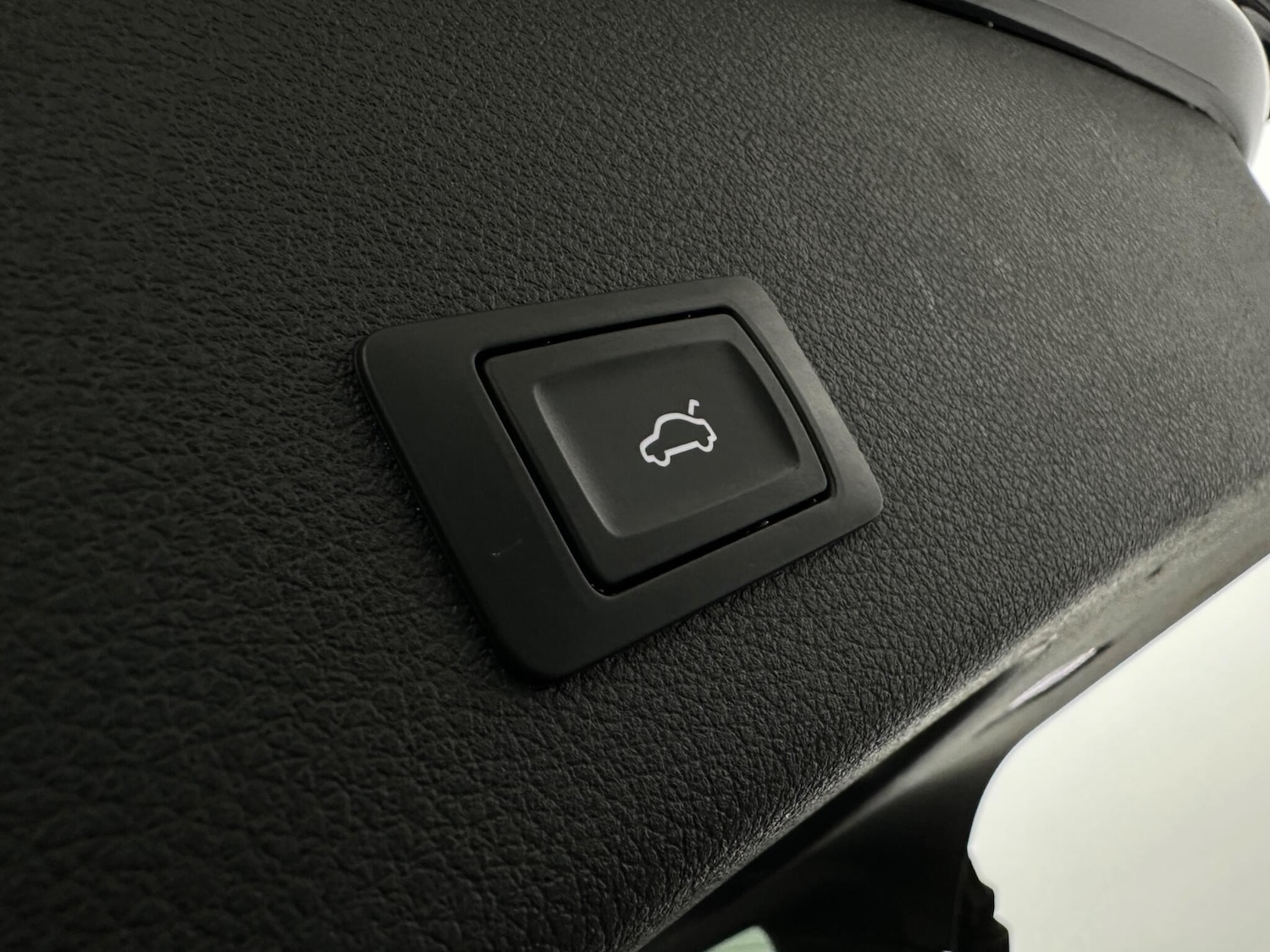 Used Audi e-tron 2021 for sale - 76878477: Photo 48