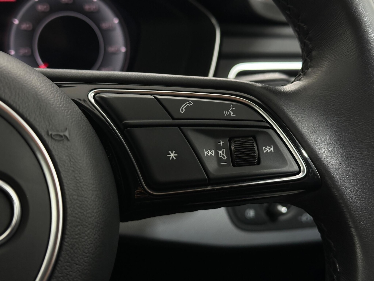 Used Audi A4 Avant for sale - 77215029: Photo 14