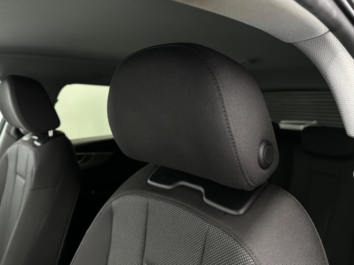 Used Audi A4 Avant for sale - 77215029: Photo 36