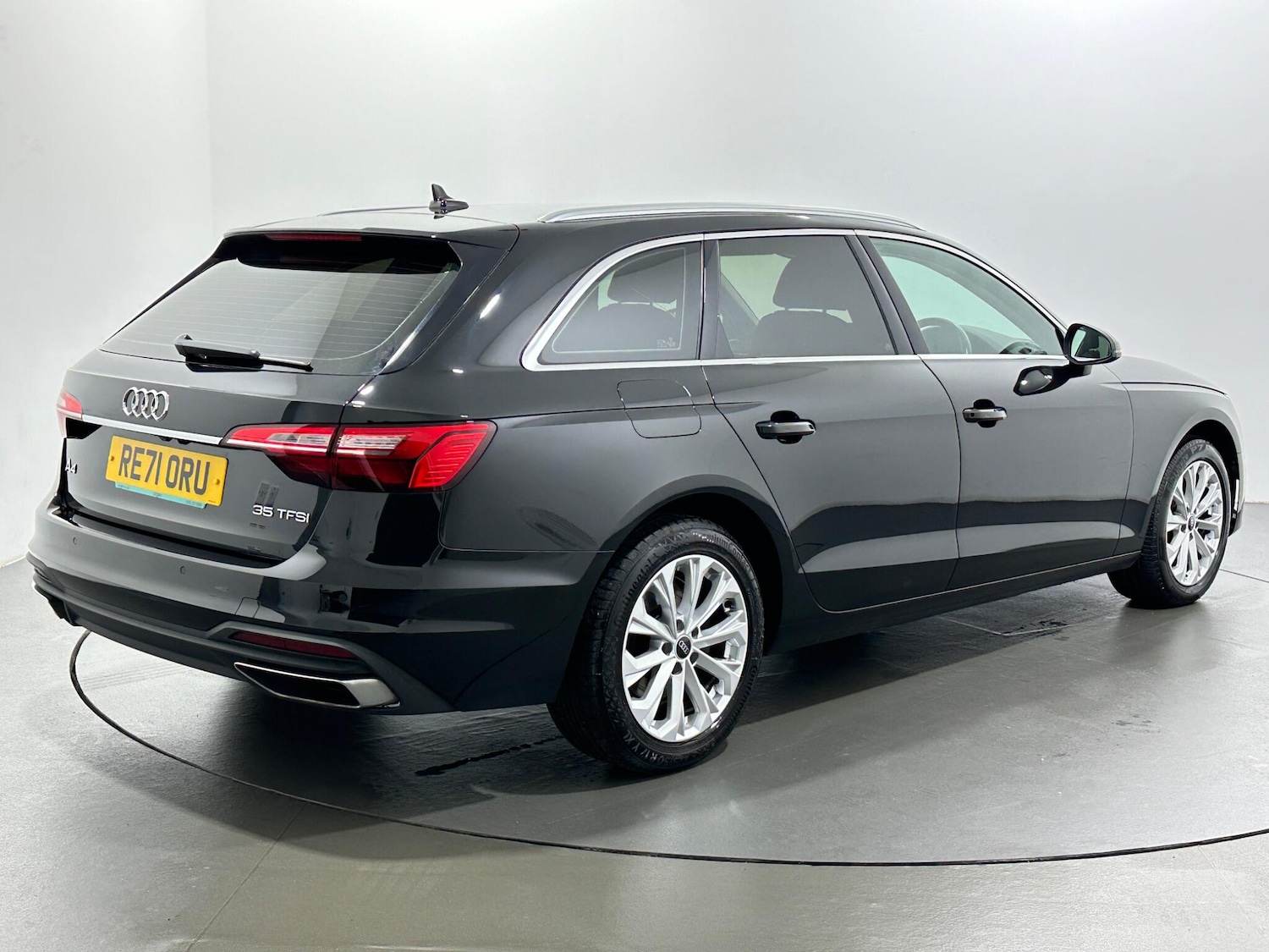 Used Audi A4 Avant for sale - 77215029: Photo 8