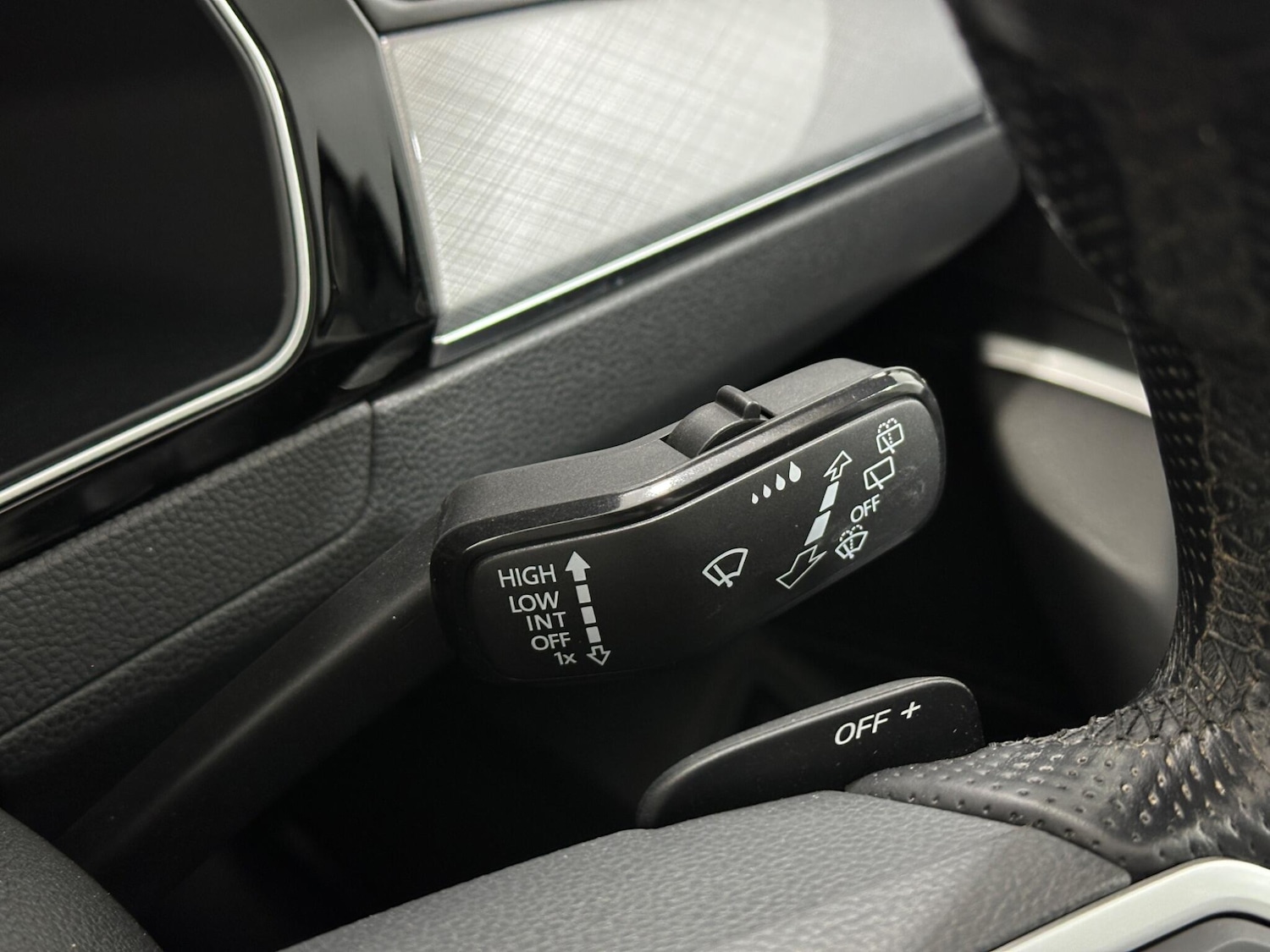 Used Volkswagen Passat for sale - 78101235: Photo 17